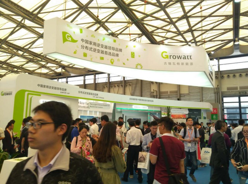 看2017SNEC各企業(yè)展臺如何吸睛|使出渾身解數