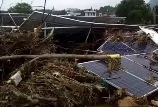 損失百萬(wàn)，某光伏電站部分被洪水沖垮