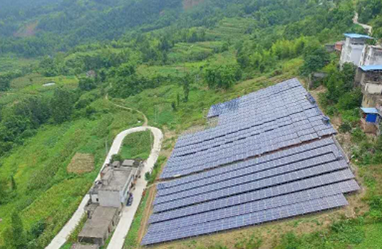 首航新能源攜手億清佳華，助力重慶云陽(yáng)1MW光伏電站