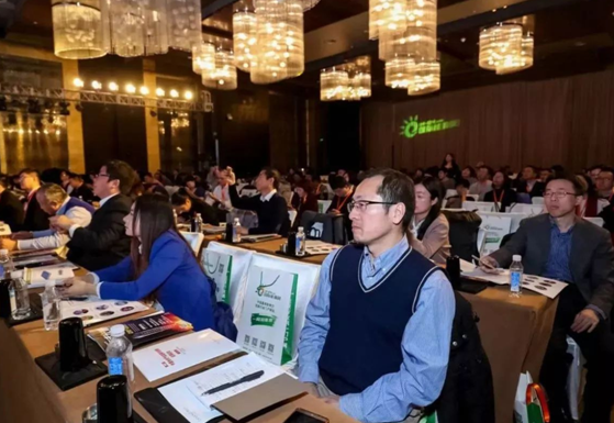 錦浪科技榮獲中國好光伏“組串式逆變器十大供應商”和“戶(hù)用光伏逆變器兩大品牌”兩項大獎