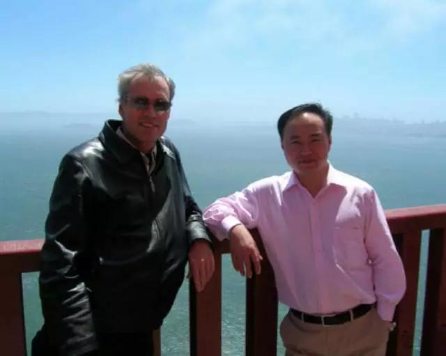 施正榮：僅以此文悼念我的師兄、朋友和同事Stuart Wenham 教授