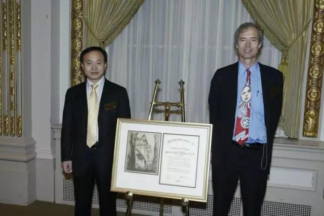 施正榮：僅以此文悼念我的師兄、朋友和同事Stuart Wenham 教授