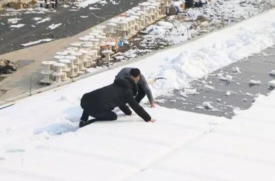 1MW屋頂光伏電站如何除雪？這個(gè)業(yè)主的建議真好！