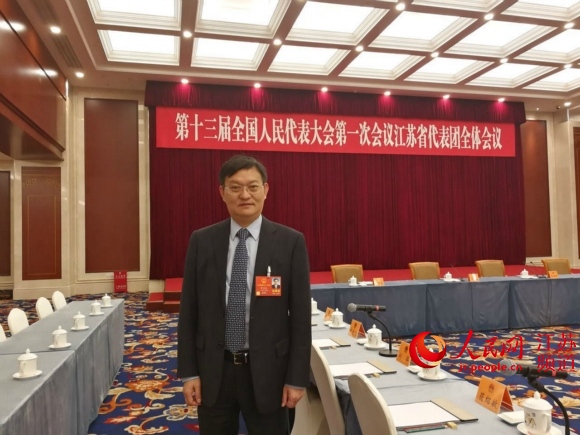 兩會(huì )聲音丨昝圣達:加大光伏扶貧推進(jìn)力度 為貧困戶(hù)造血