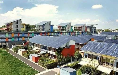 18年裝光伏到底劃不劃算？收益怎樣？（含往年成本收益對比）