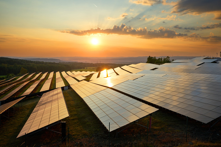 中國機械設備工程將建歐洲第三大太陽(yáng)能發(fā)電站