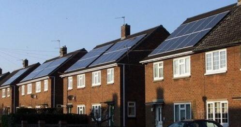 英國太陽(yáng)能發(fā)電趕超天然氣成新頂梁柱