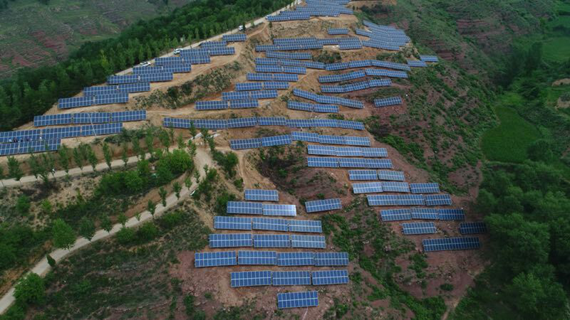 首航新能源助力16個(gè)村8MW光伏扶貧電站建設，貧困戶(hù)脫貧致富指日可待