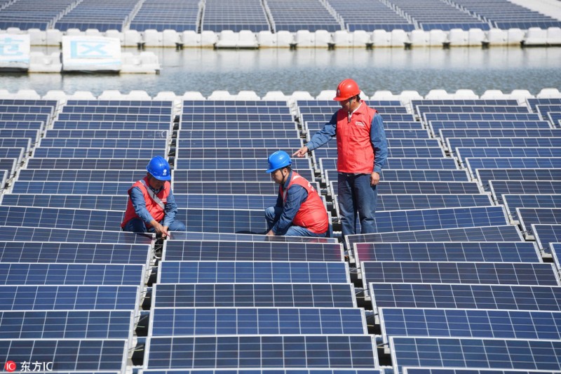 安徽天長(cháng)：首個(gè)水上漂浮式光伏電站建成發(fā)電