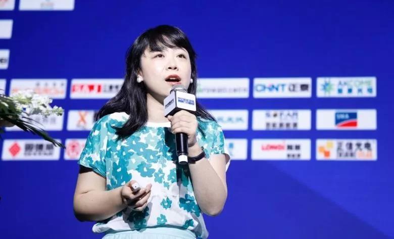 光伏市場(chǎng)大浪淘沙 彭澎帶你分析2019年行業(yè)政策與趨勢